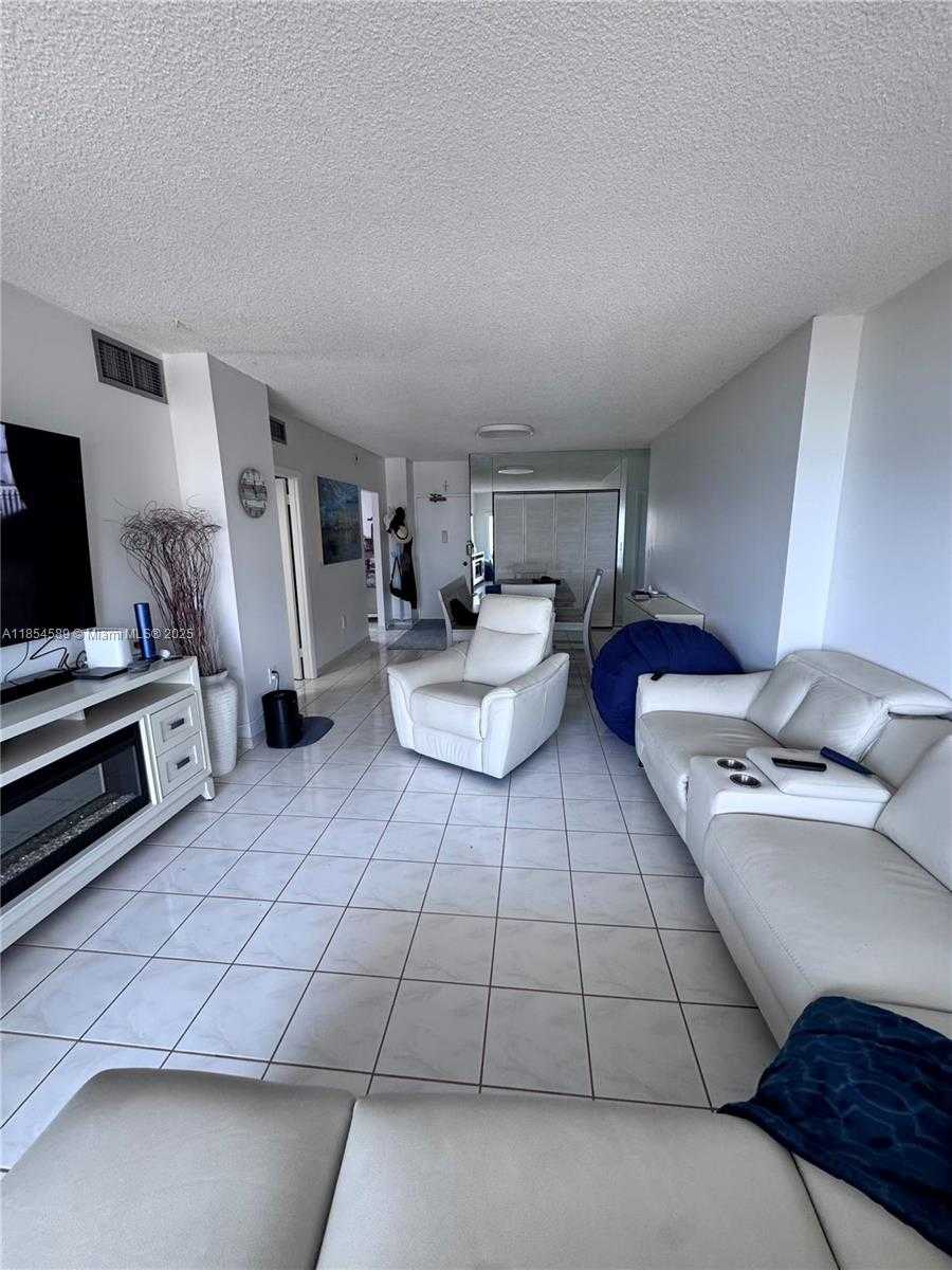 Small Image of 1950 SOUTH OCEAN DR #11D, Hallandale Beach Number 3