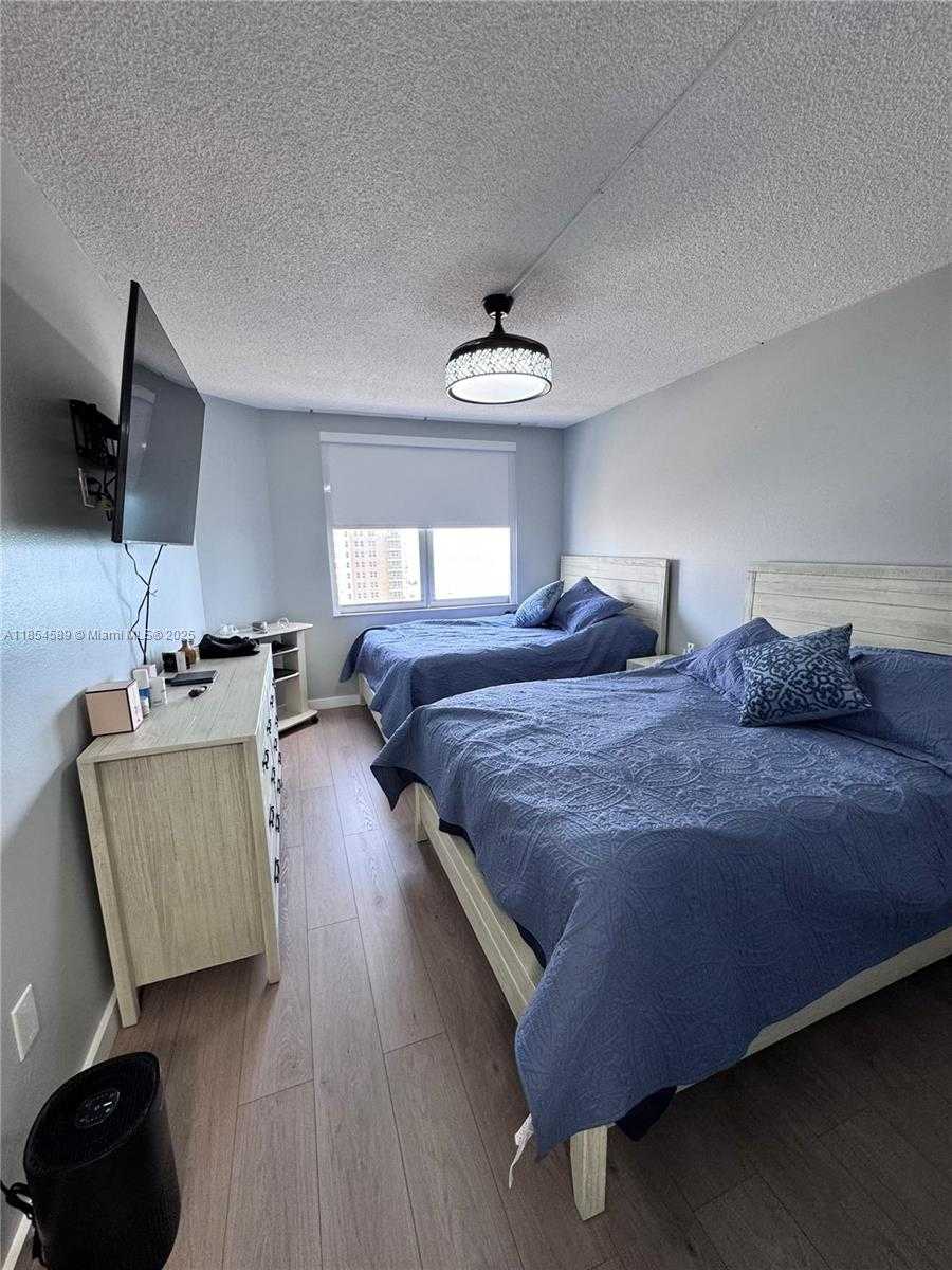 Small Image of 1950 SOUTH OCEAN DR #11D, Hallandale Beach Number 9