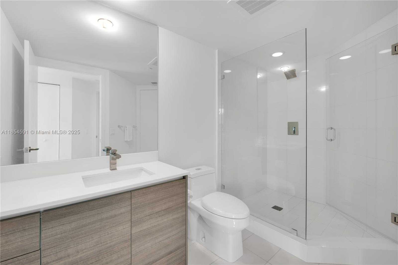 Small Image of 1100 SOUTH MIAMI AVE #1201, Miami Number 16