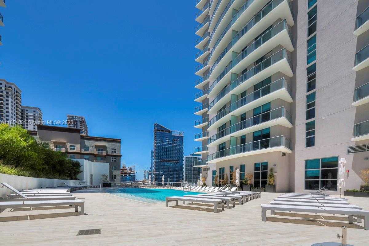 Small Image of 1100 SOUTH MIAMI AVE #1201, Miami Number 21