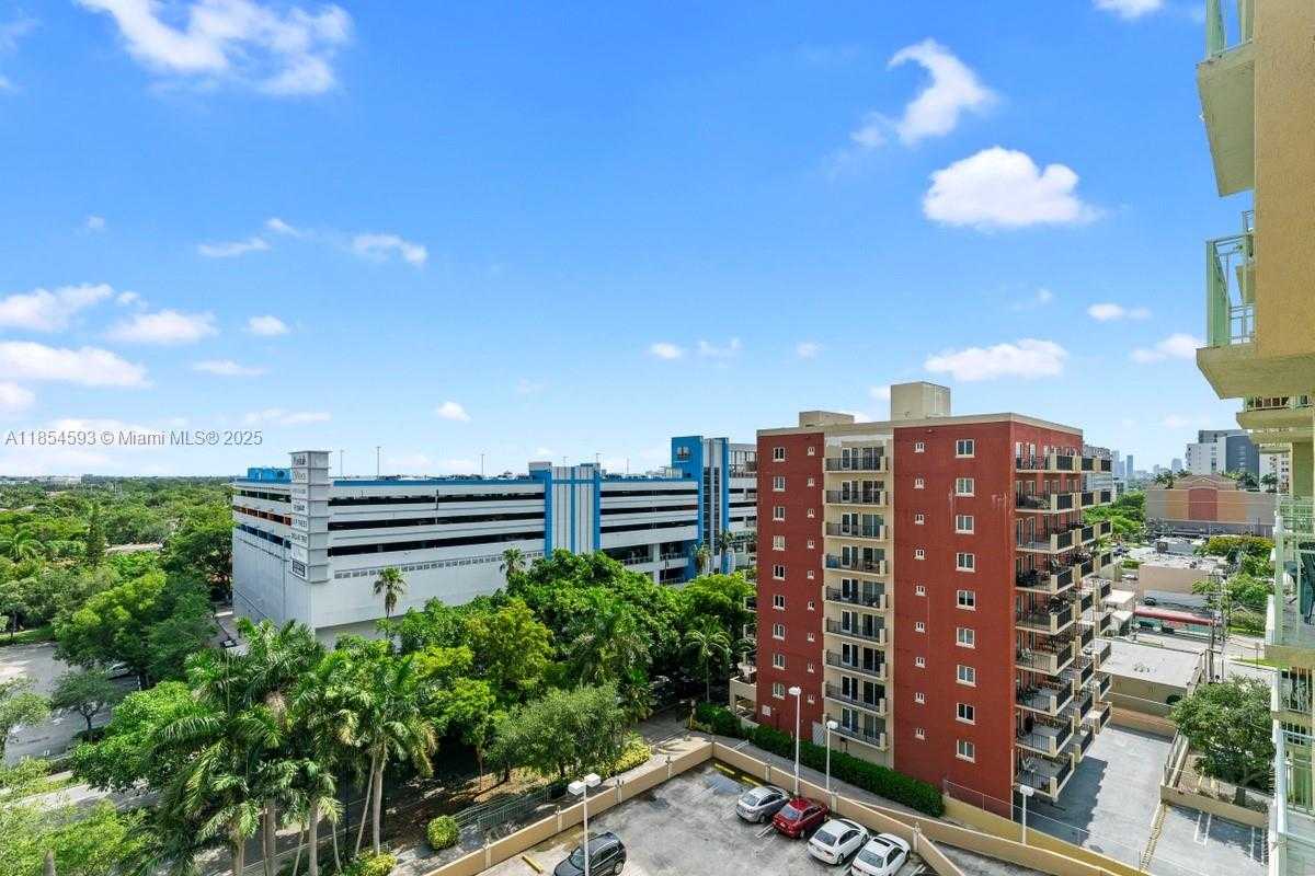 Small Image of 3500 CORAL WAY #1006, Miami Number 13