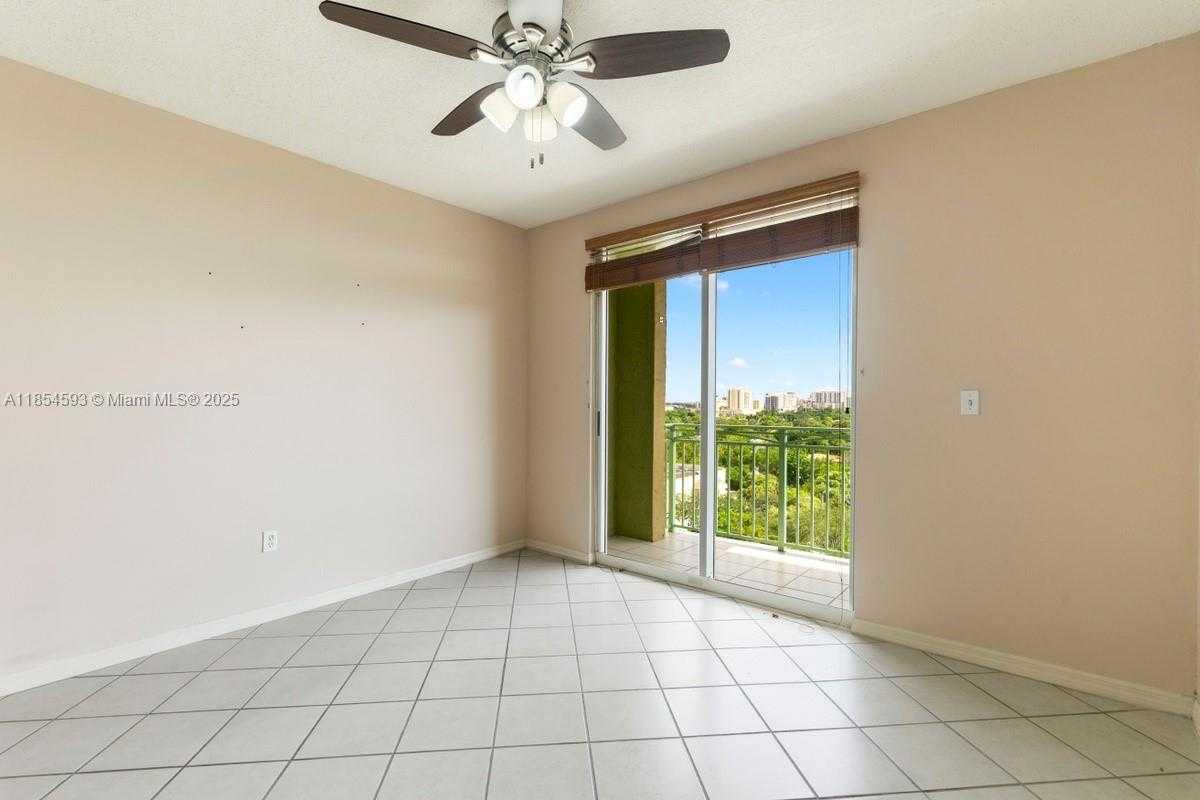 Small Image of 3500 CORAL WAY #1006, Miami Number 9