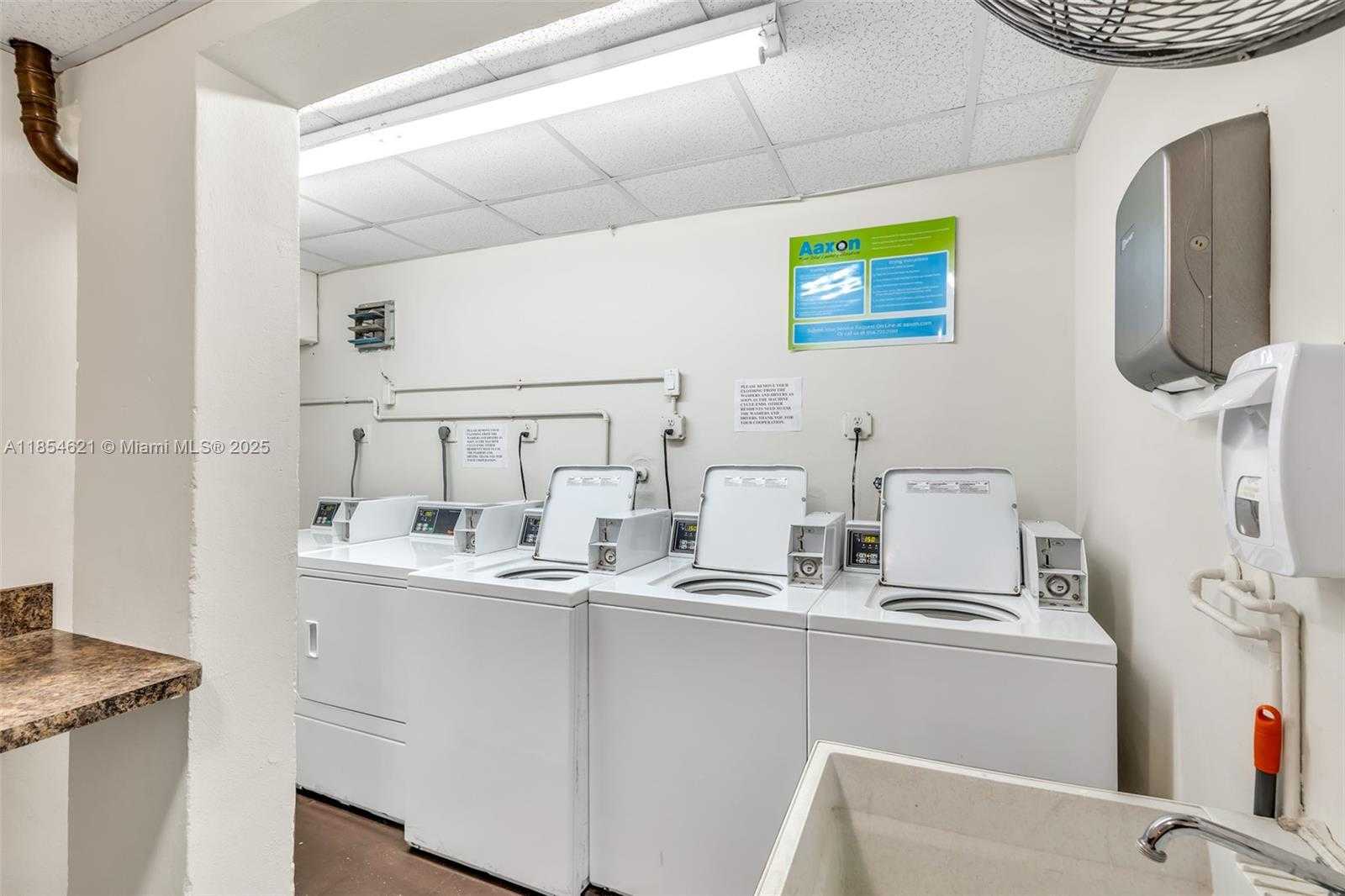 Small Image of 1150 MADRUGA AVE #A304, Coral Gables Number 19