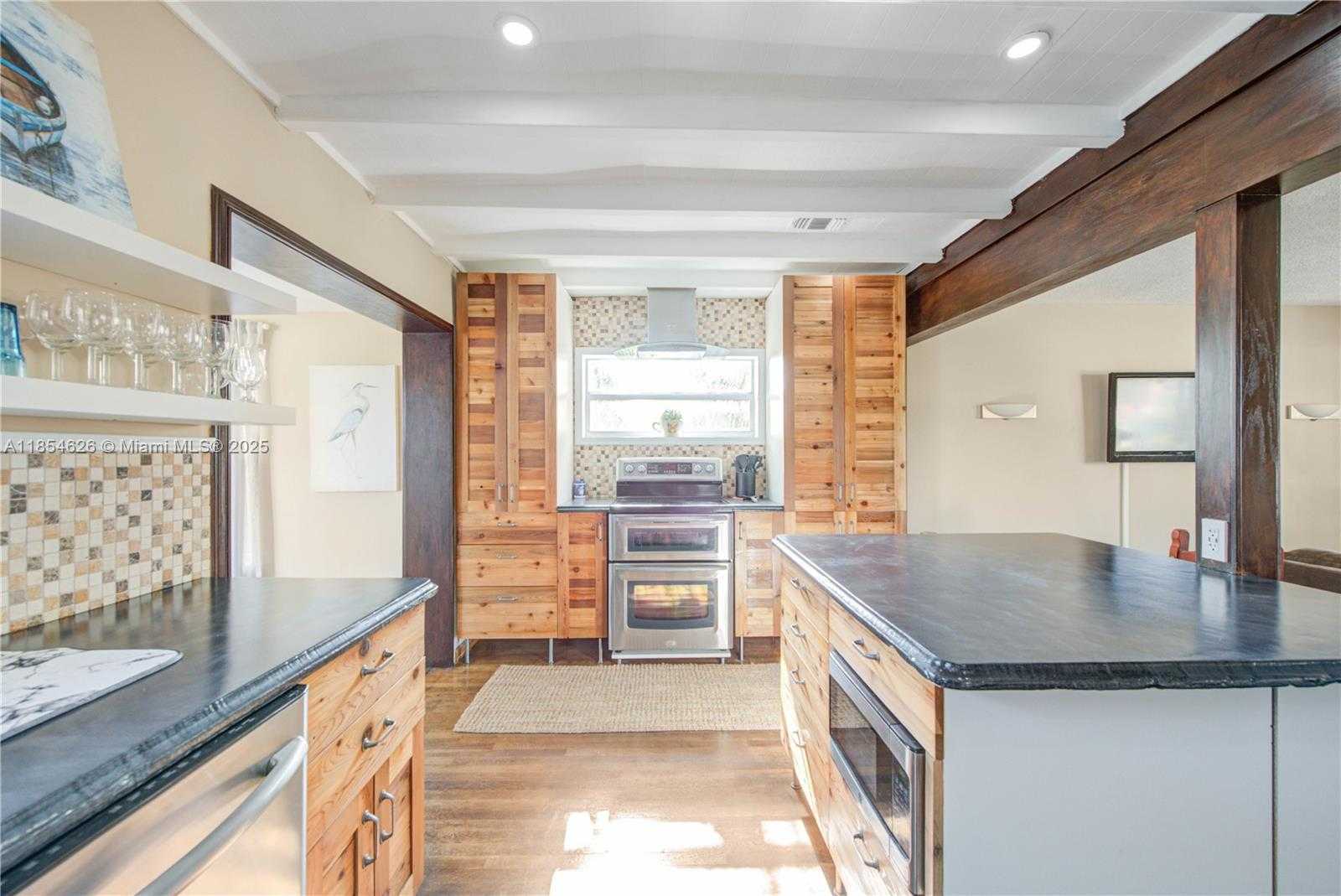 Small Image of 1100 NORTH EAST 4TH ST, Hallandale Beach Number 10