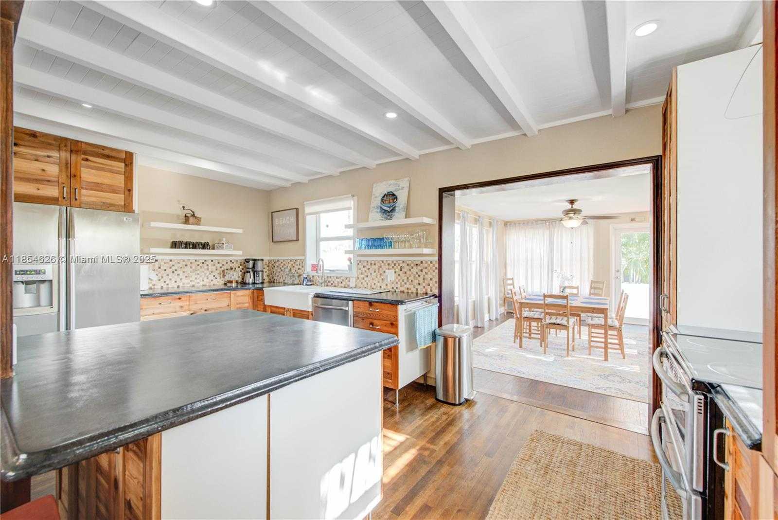 Small Image of 1100 NORTH EAST 4TH ST, Hallandale Beach Number 16