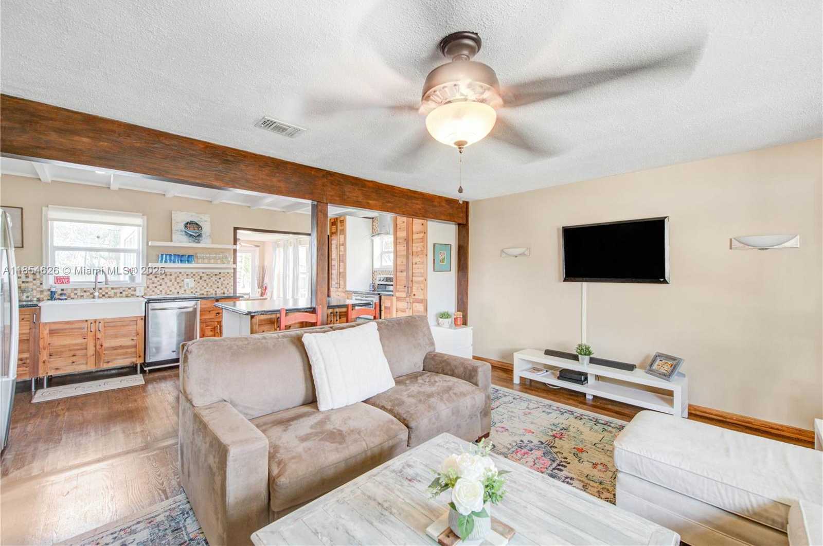 Small Image of 1100 NORTH EAST 4TH ST, Hallandale Beach Number 18