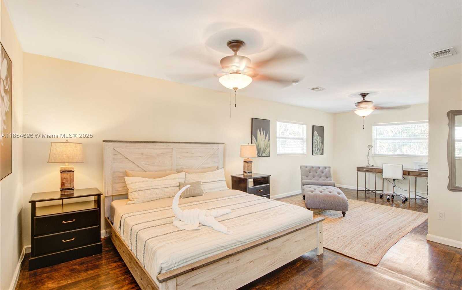 Small Image of 1100 NORTH EAST 4TH ST, Hallandale Beach Number 20