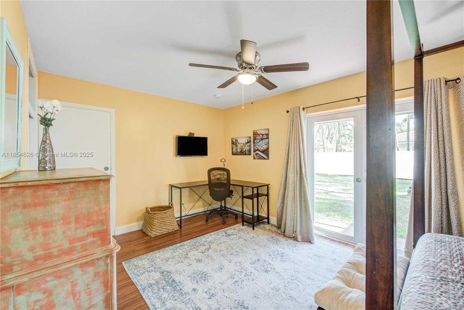 Small Image of 1100 NORTH EAST 4TH ST, Hallandale Beach Number 21