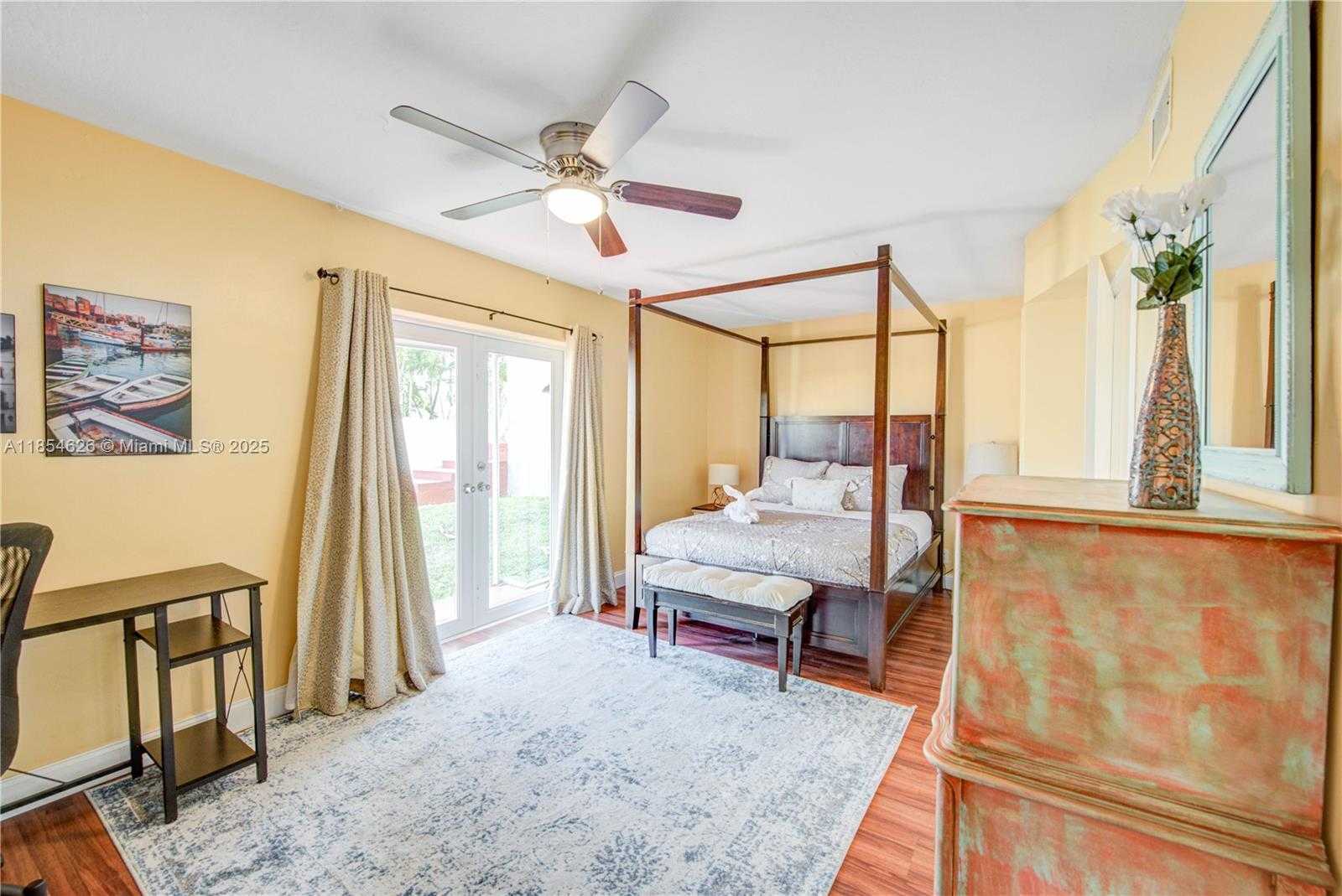 Small Image of 1100 NORTH EAST 4TH ST, Hallandale Beach Number 3