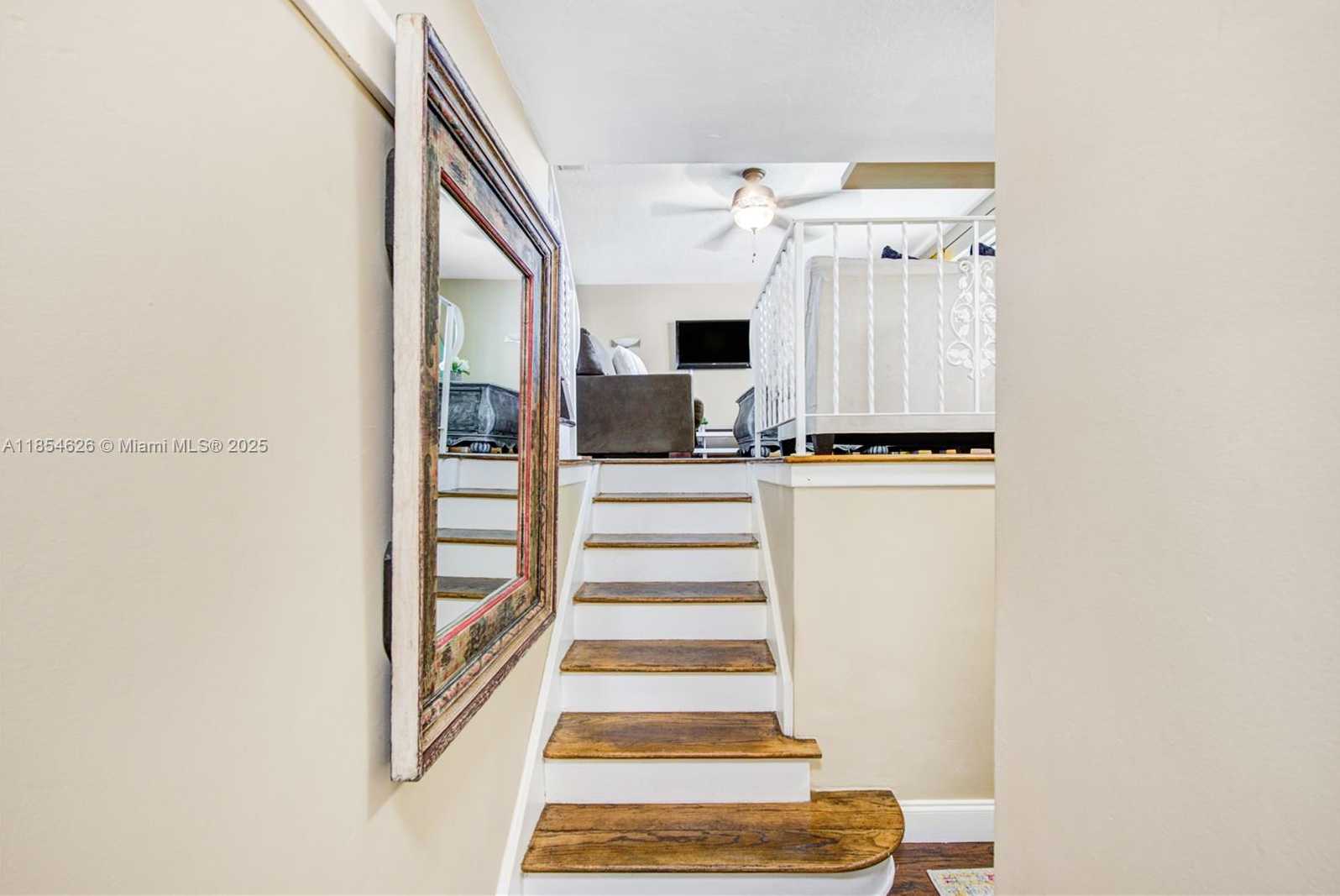 Small Image of 1100 NORTH EAST 4TH ST, Hallandale Beach Number 8