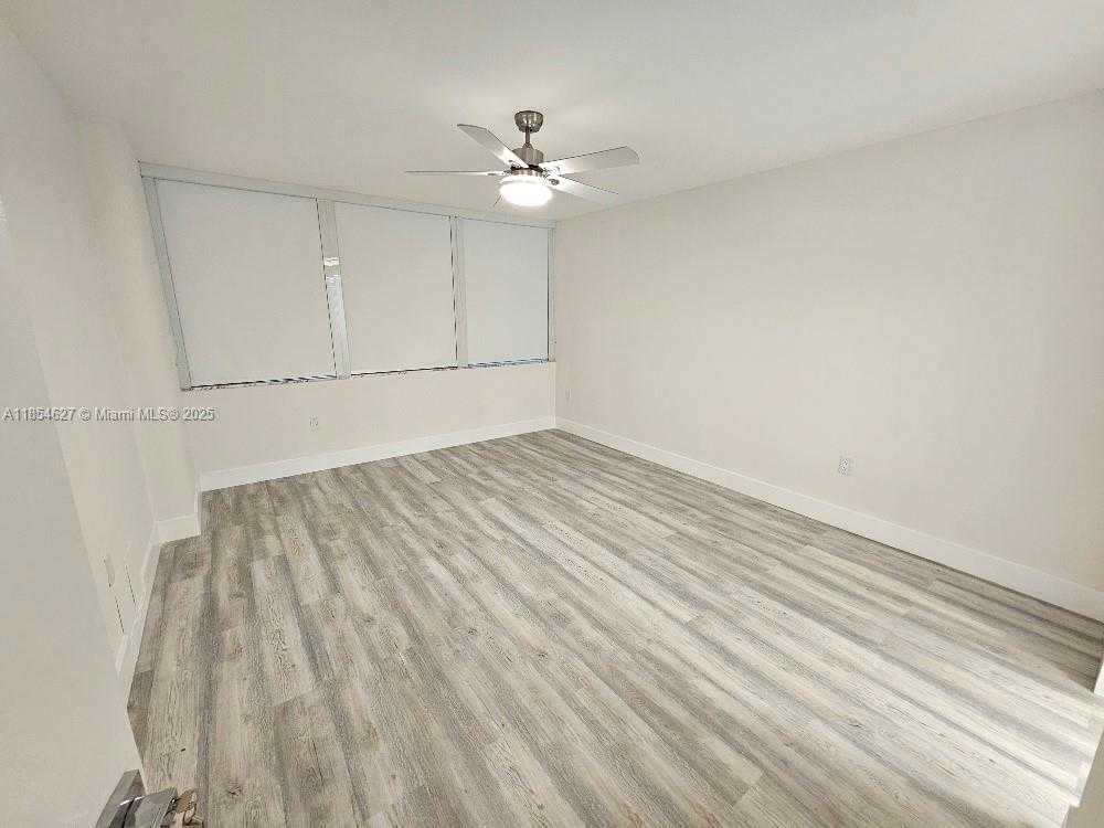 Small Image of 18021 BISCAYNE BLVD #1903, Aventura Number 6