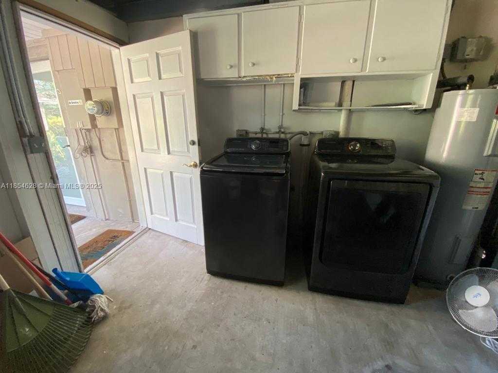 Small Image of 1350 NORTH EAST 30TH ST, Oakland Park Number 21