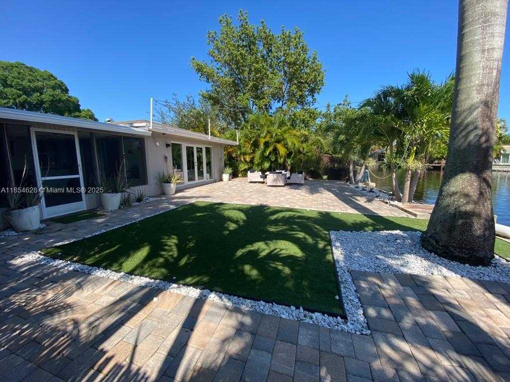 Small Image of 1350 NORTH EAST 30TH ST, Oakland Park Number 5