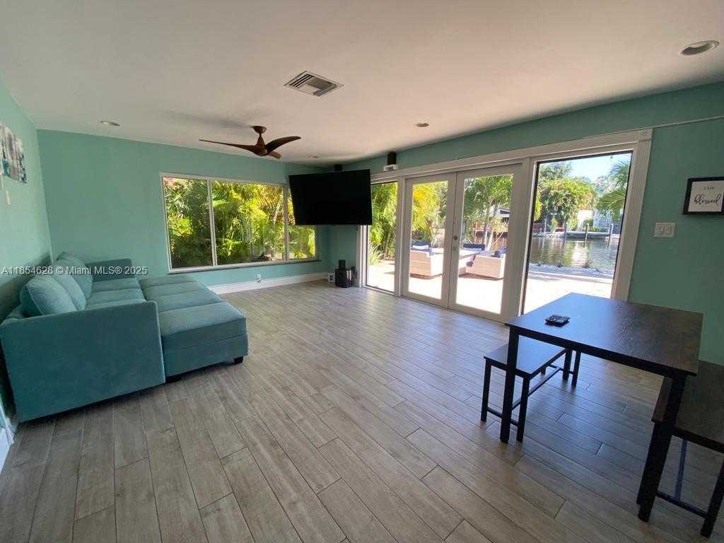 Small Image of 1350 NORTH EAST 30TH ST, Oakland Park Number 6