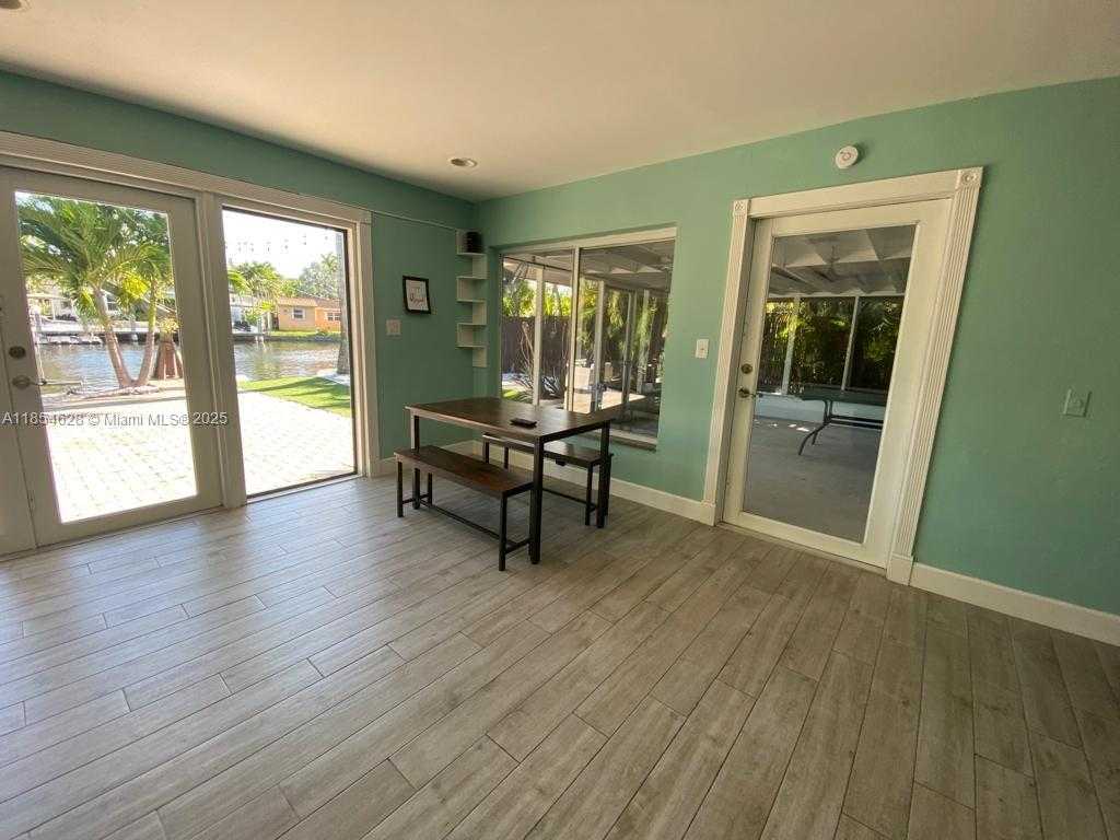 Small Image of 1350 NORTH EAST 30TH ST, Oakland Park Number 7