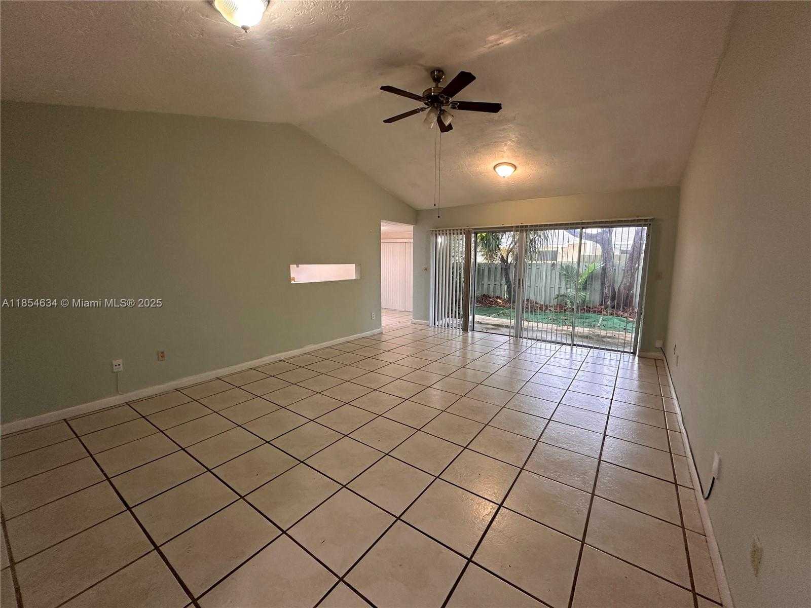 Small Image of 11604 SOUTH WEST 124TH CT #1, Miami Number 2