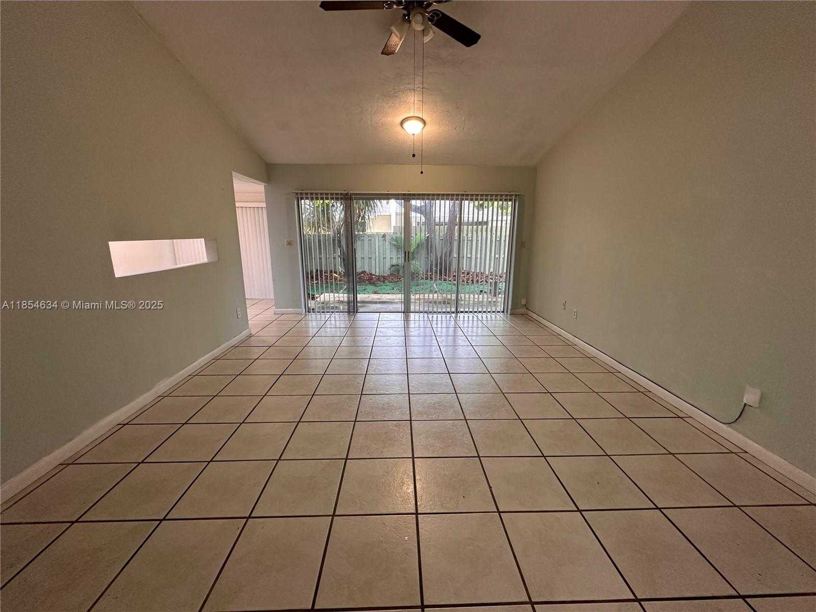 Small Image of 11604 SOUTH WEST 124TH CT #1, Miami Number 3