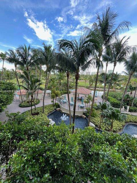 Small Image of 19501 W COUNTRY CLUB DR #302, Aventura Number 14