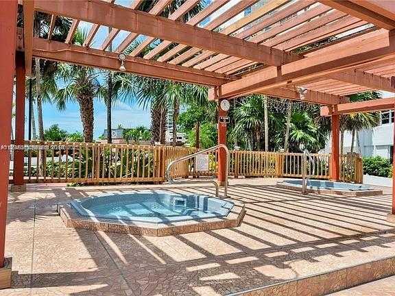 Small Image of 905 BRICKELL BAY DR #1522, Miami Number 23