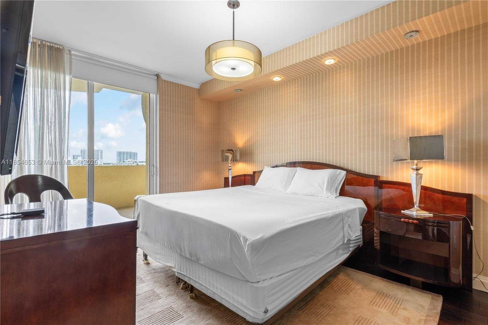 Small Image of 17875 COLLINS AVE #705, Sunny Isles Beach Number 30