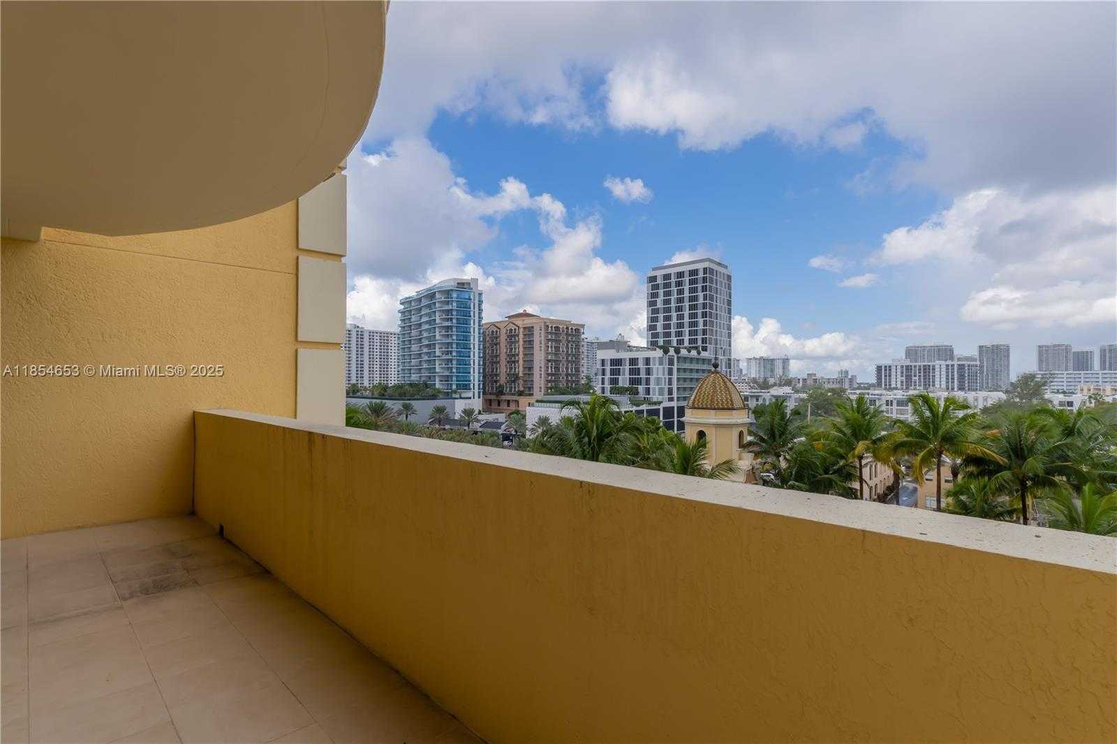 Small Image of 17875 COLLINS AVE #705, Sunny Isles Beach Number 32