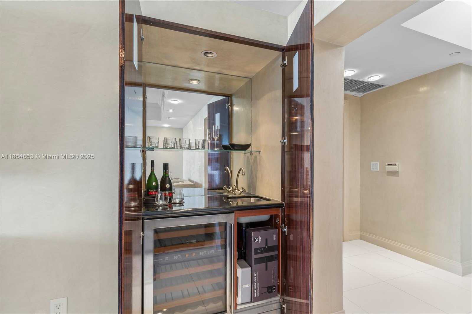 Small Image of 17875 COLLINS AVE #705, Sunny Isles Beach Number 37