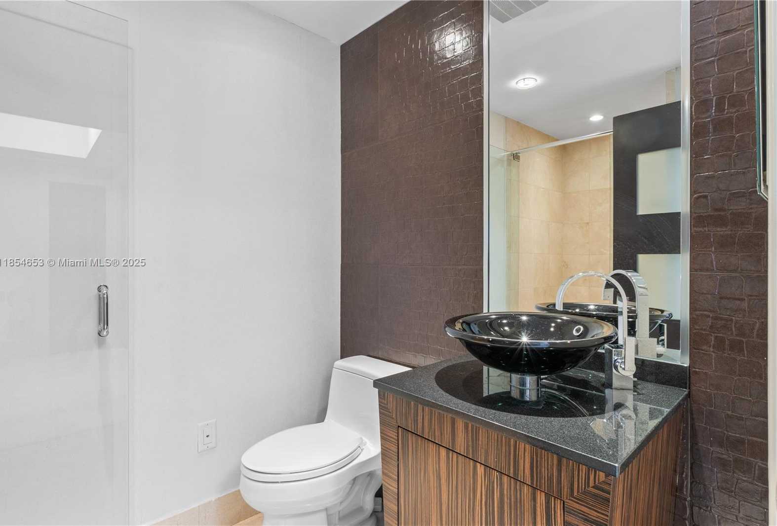 Small Image of 17875 COLLINS AVE #705, Sunny Isles Beach Number 38