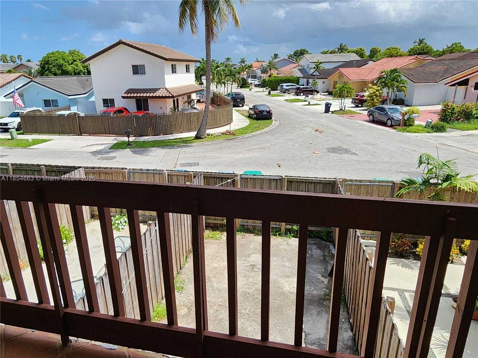 Small Image of 13334 SOUTH WEST 60TH TER, Miami Number 9