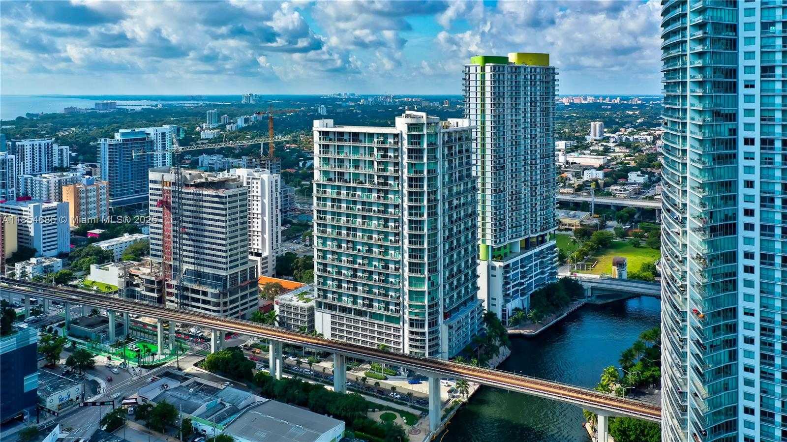 Small Image of 690 SOUTH WEST 1ST CT #1901, Miami Number 2