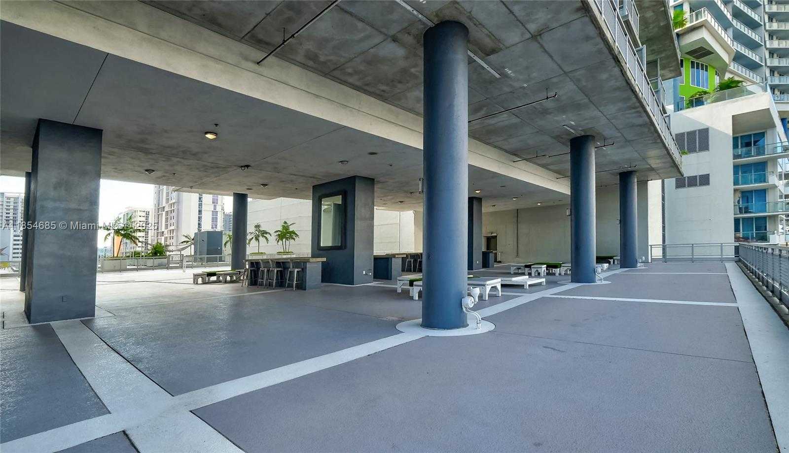 Small Image of 690 SOUTH WEST 1ST CT #1901, Miami Number 41