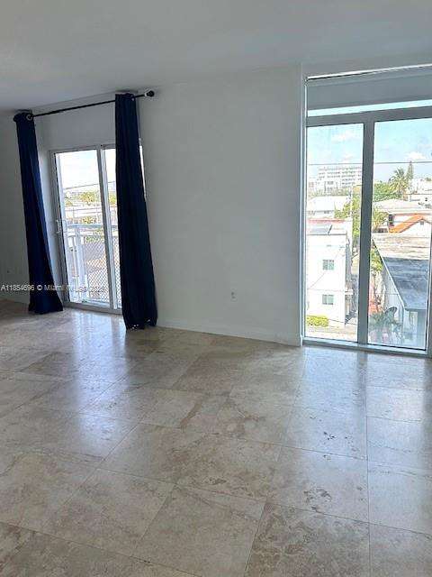 Small Image of 7600 COLLINS AVE #608, Miami Beach Number 10