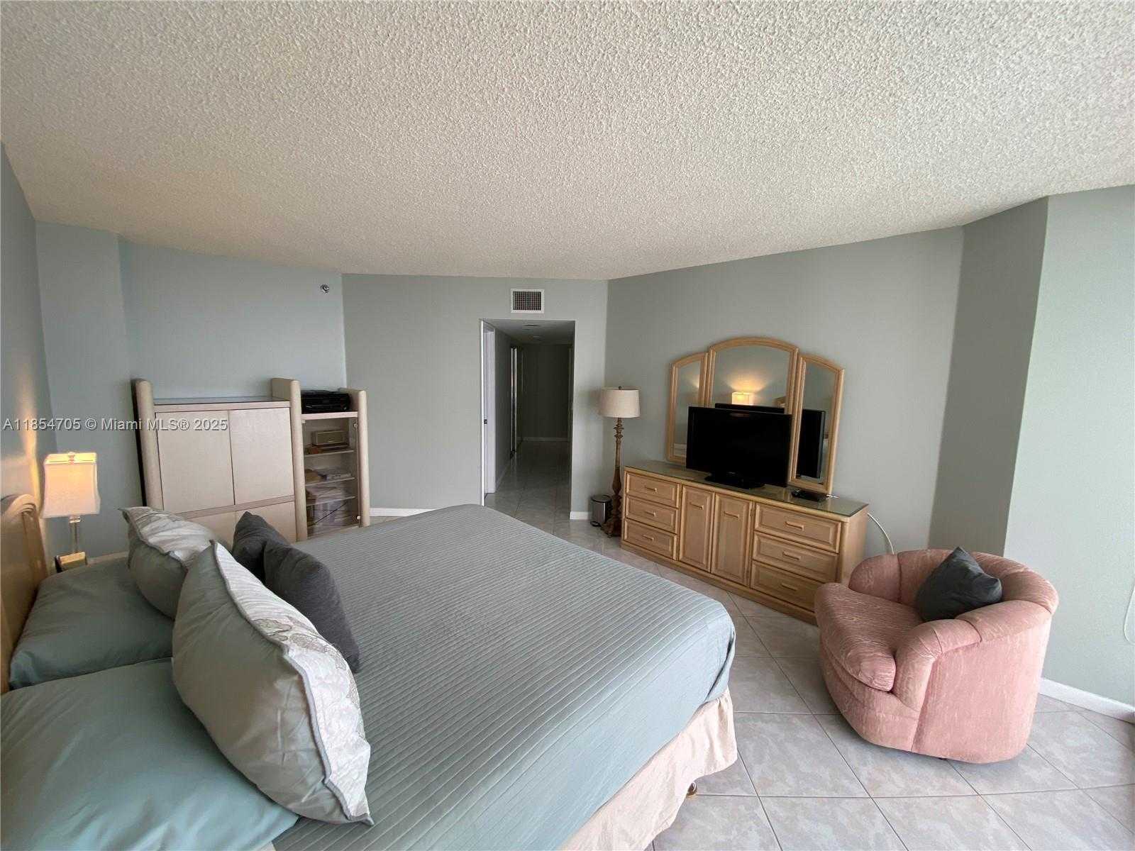 Small Image of 16485 COLLINS AVE #2538, Sunny Isles Beach Number 12