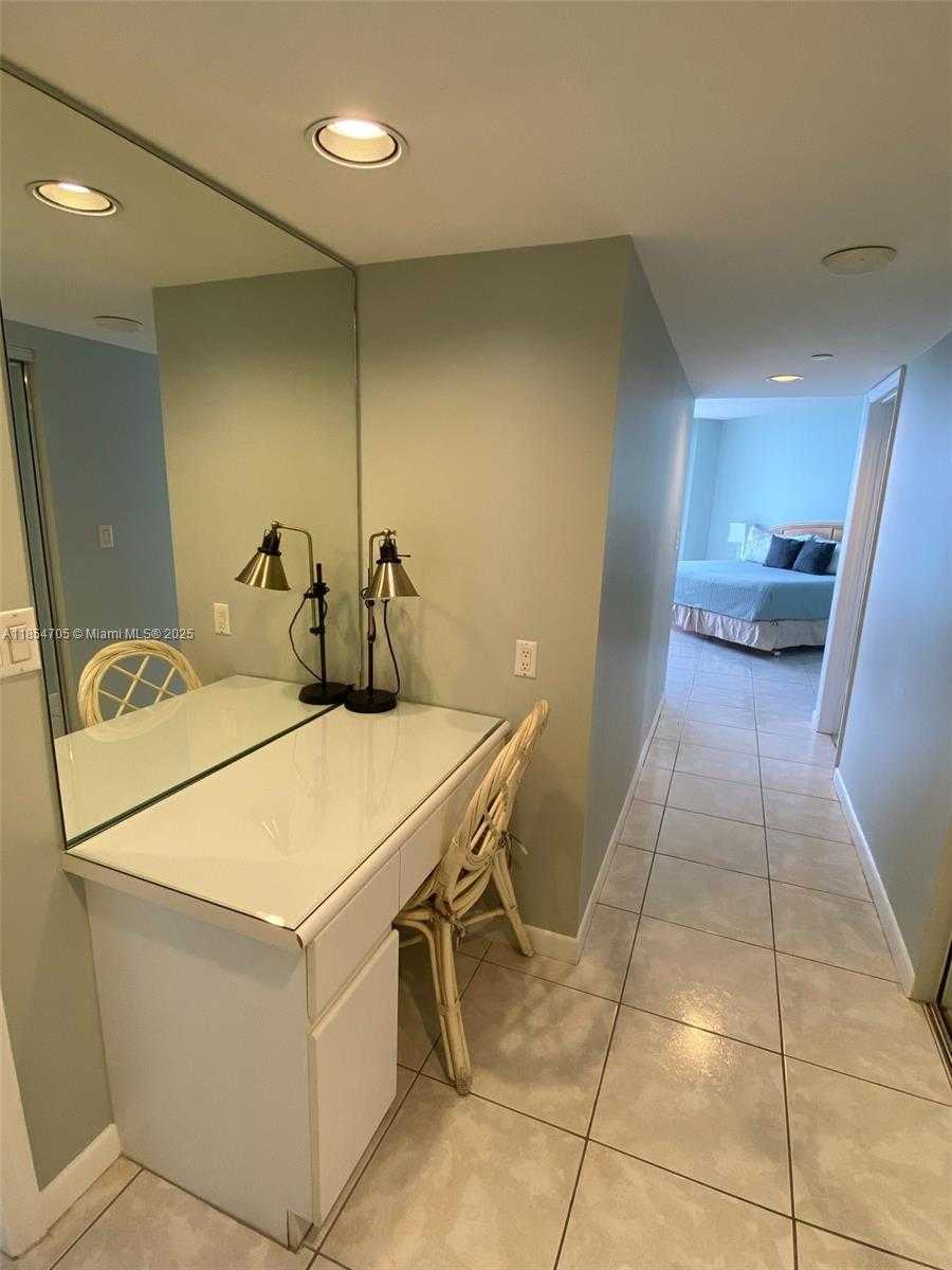 Small Image of 16485 COLLINS AVE #2538, Sunny Isles Beach Number 15