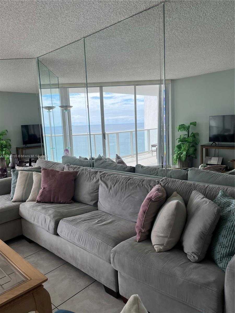 Small Image of 16485 COLLINS AVE #2538, Sunny Isles Beach Number 5