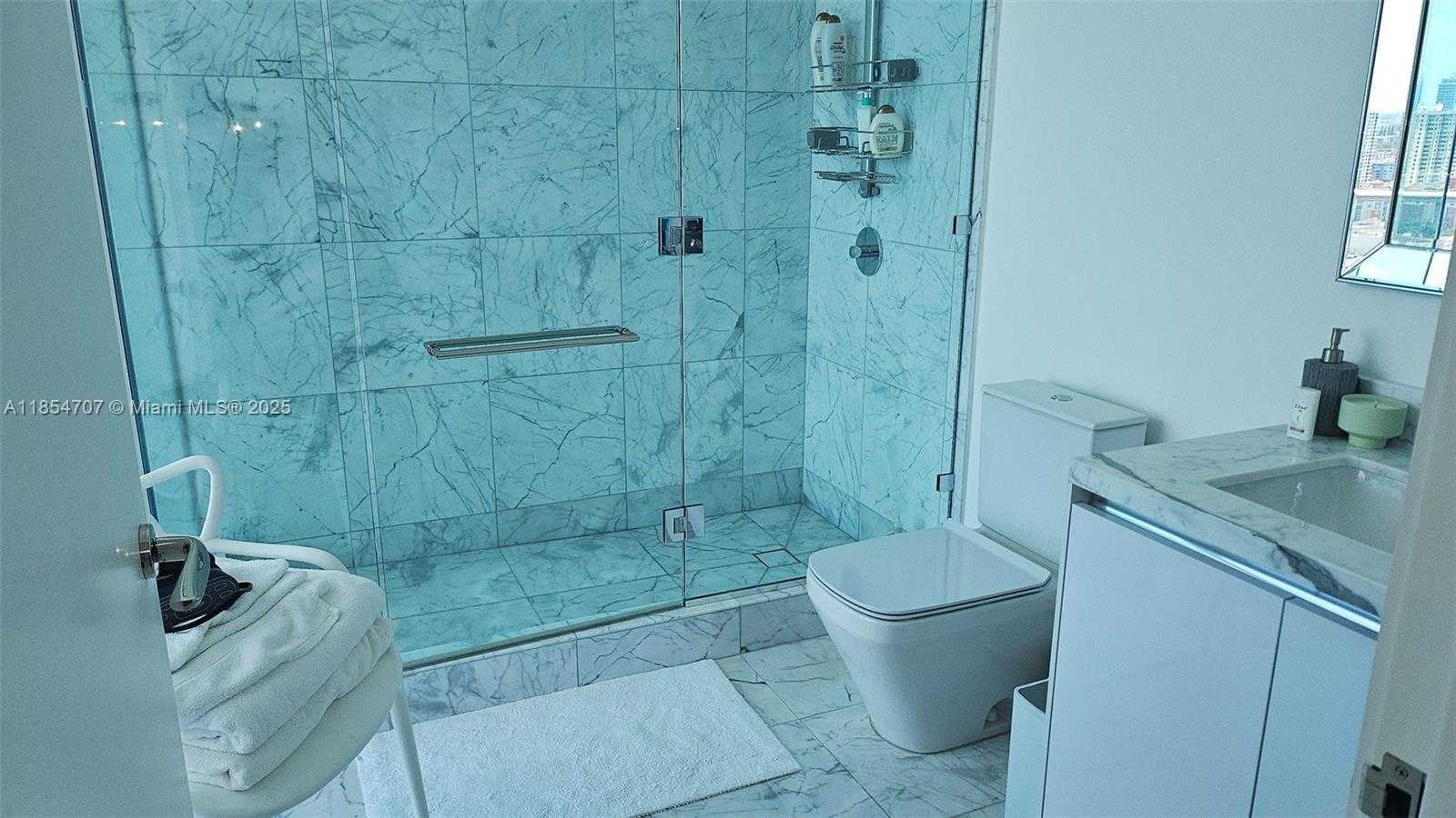 Small Image of 16901 COLLINS AVE #2005, Sunny Isles Beach Number 19