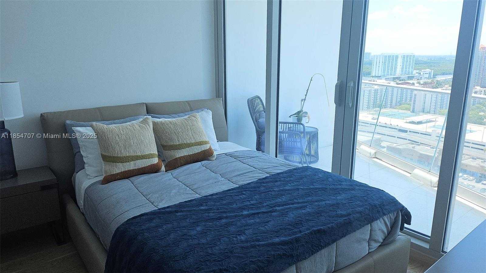 Small Image of 16901 COLLINS AVE #2005, Sunny Isles Beach Number 20