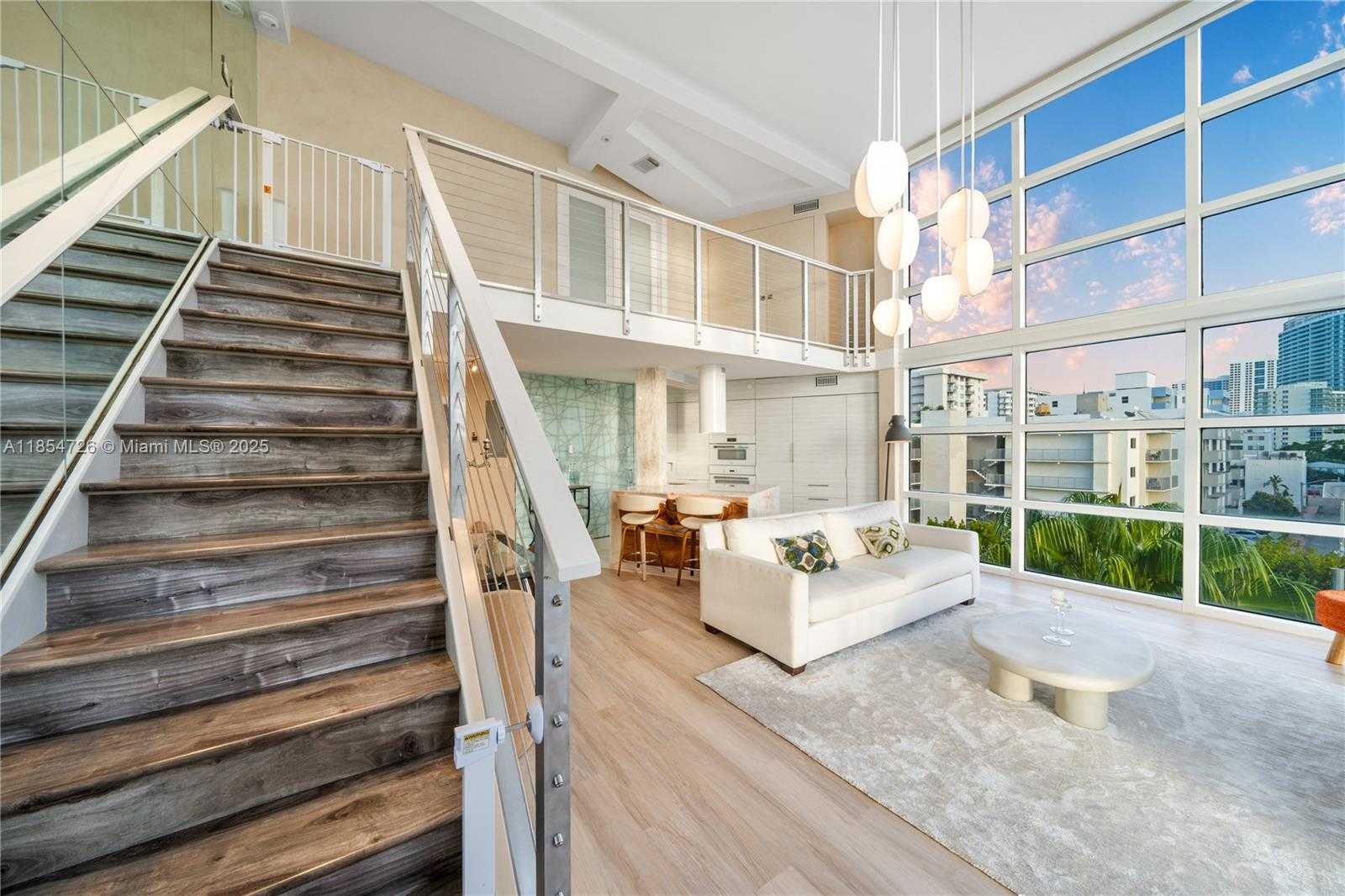 Small Image of 1701 SUNSET HARBOUR DR #L501, Miami Beach Number 11
