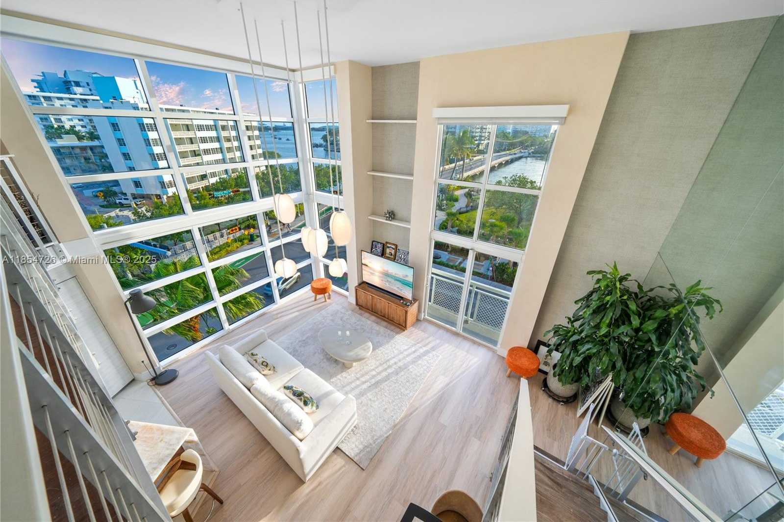 Small Image of 1701 SUNSET HARBOUR DR #L501, Miami Beach Number 16