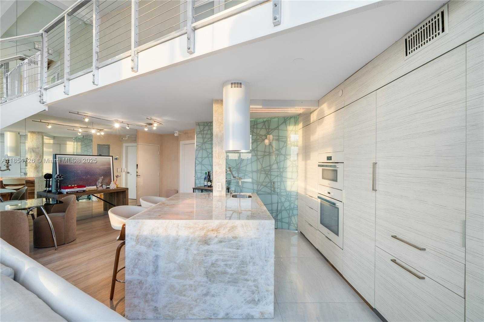 Small Image of 1701 SUNSET HARBOUR DR #L501, Miami Beach Number 22