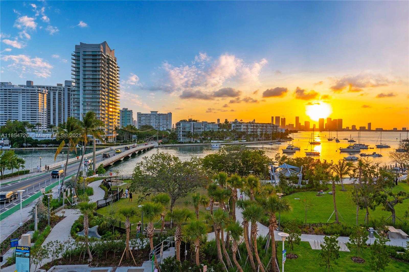 Small Image of 1701 SUNSET HARBOUR DR #L501, Miami Beach Number 36