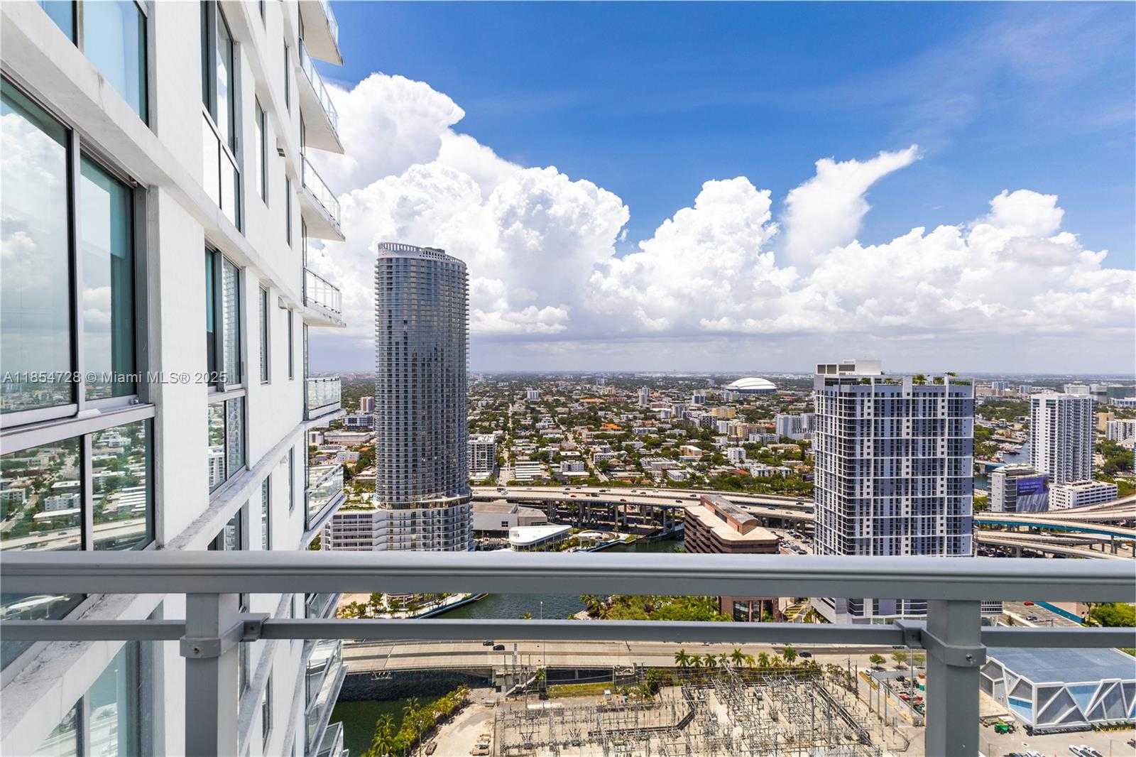 Small Image of 92 SOUTH WEST 3RD ST #4206, Miami Number 12