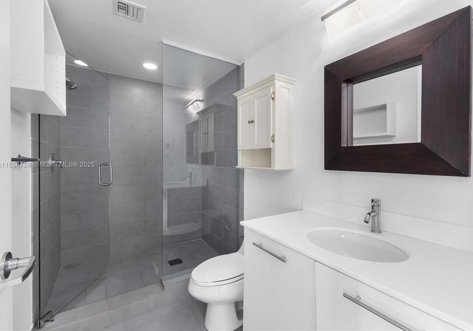 Small Image of 92 SOUTH WEST 3RD ST #4206, Miami Number 17