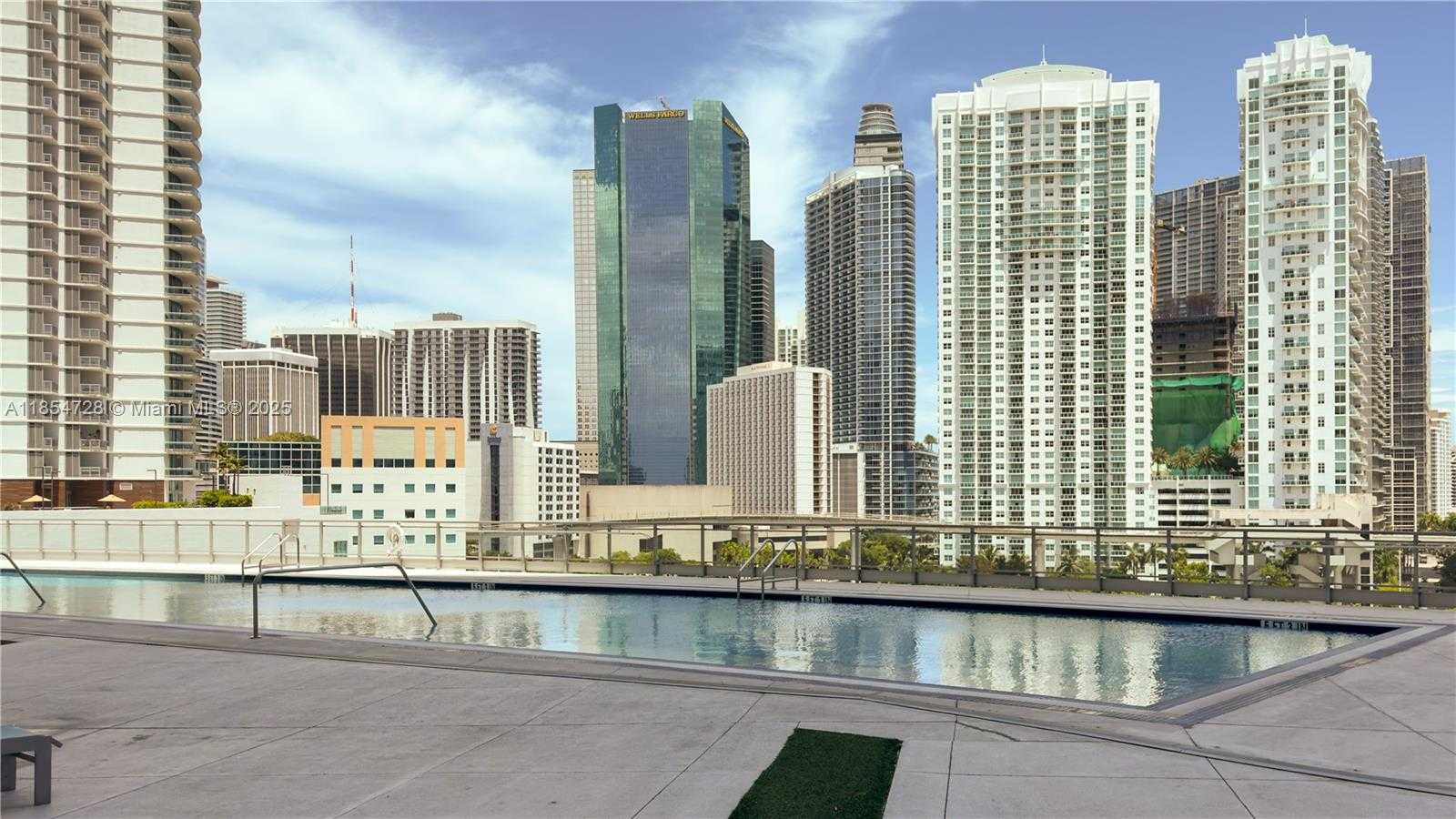 Small Image of 92 SOUTH WEST 3RD ST #4206, Miami Number 23