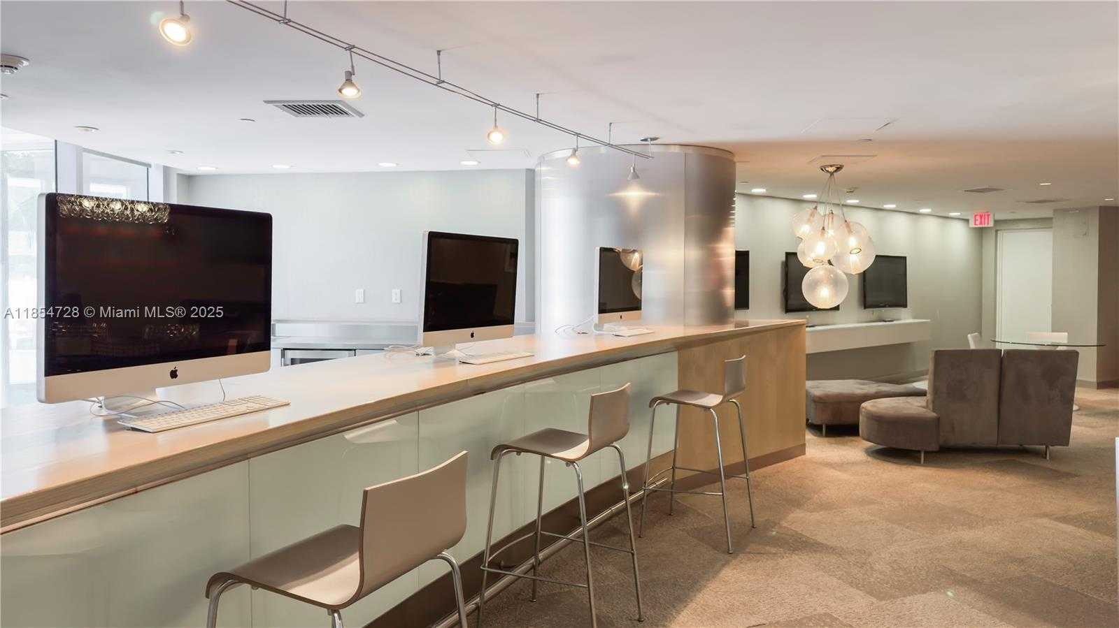 Small Image of 92 SOUTH WEST 3RD ST #4206, Miami Number 32