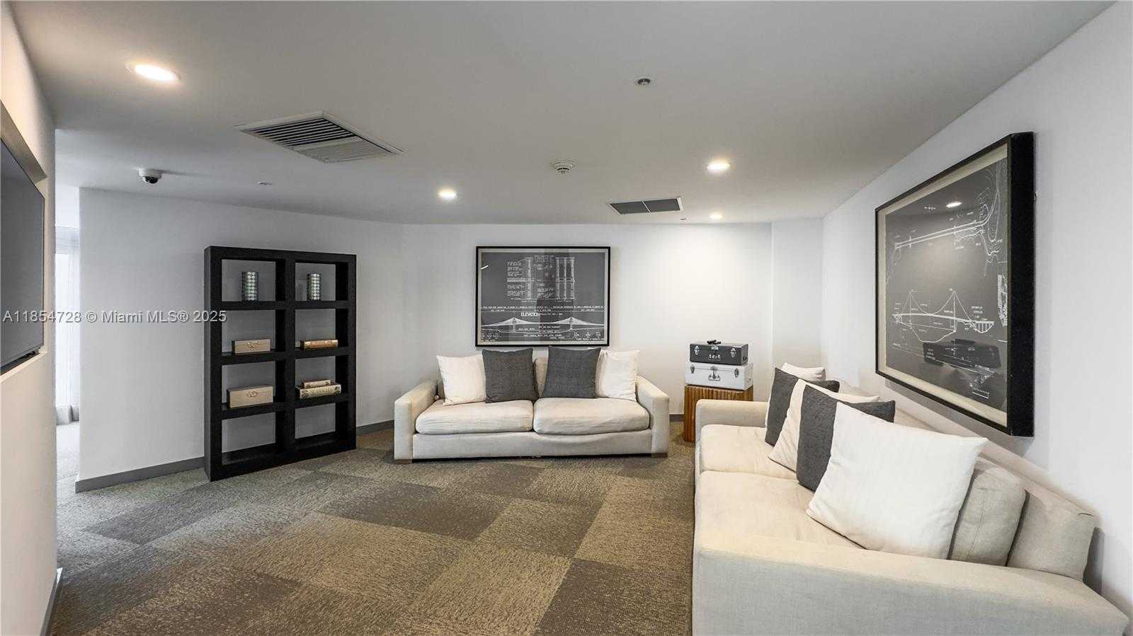 Small Image of 92 SOUTH WEST 3RD ST #4206, Miami Number 34