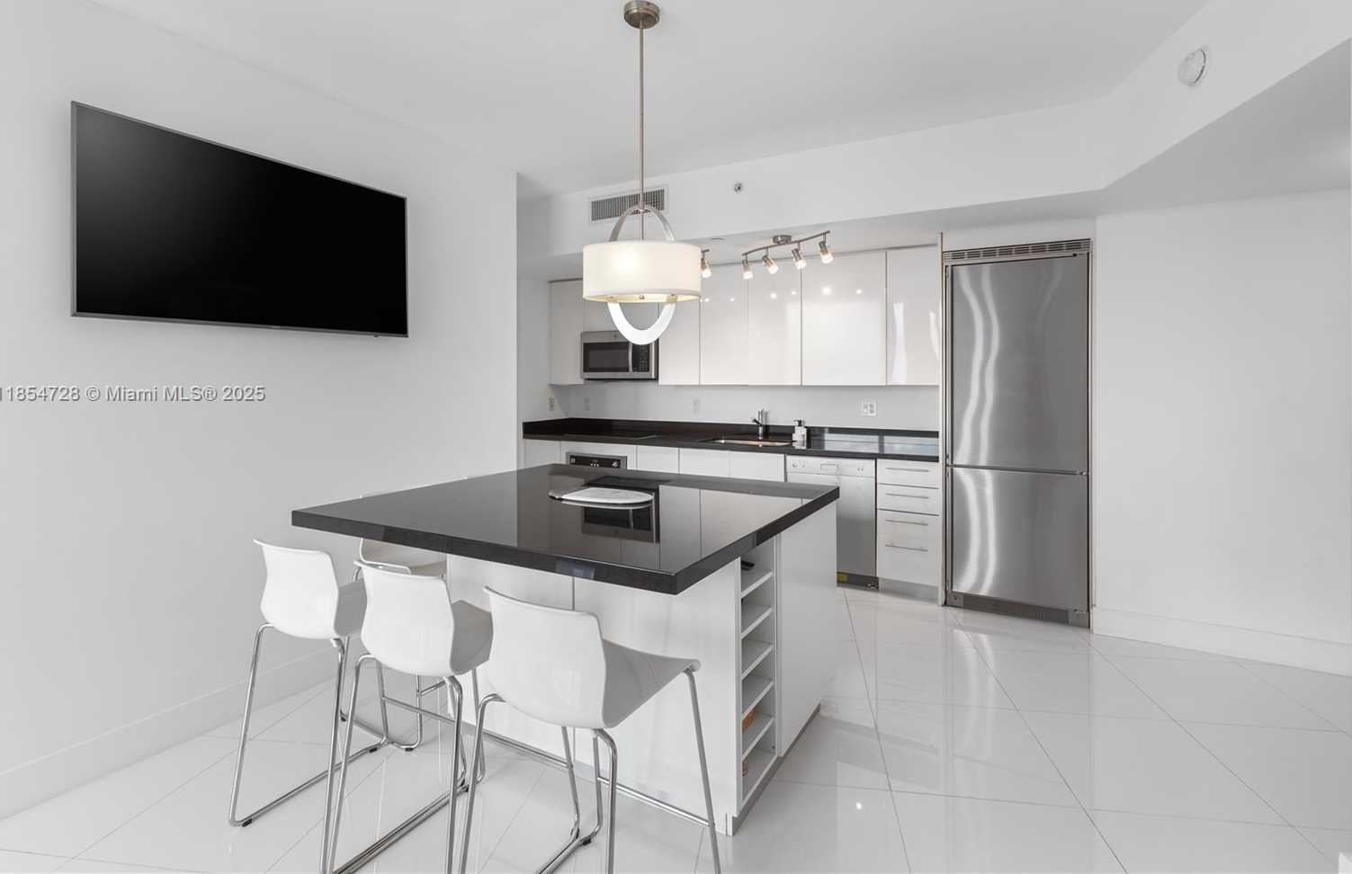 Small Image of 92 SOUTH WEST 3RD ST #4206, Miami Number 6