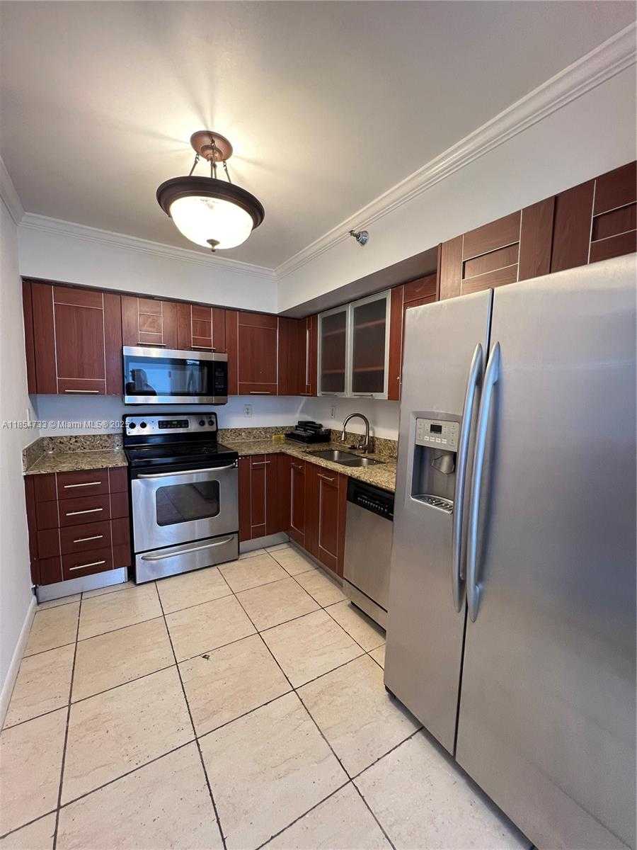 Small Image of 3300 NORTH EAST 191ST ST #1805, Aventura Number 4
