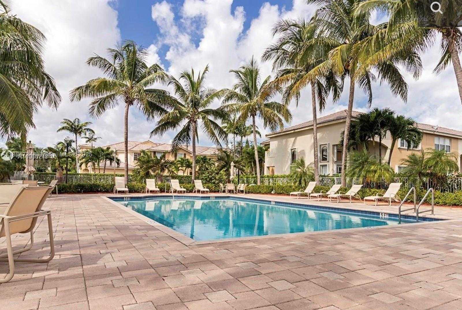 Small Image of 5486 NORTH WEST 112TH PATH #5486, Doral Number 49