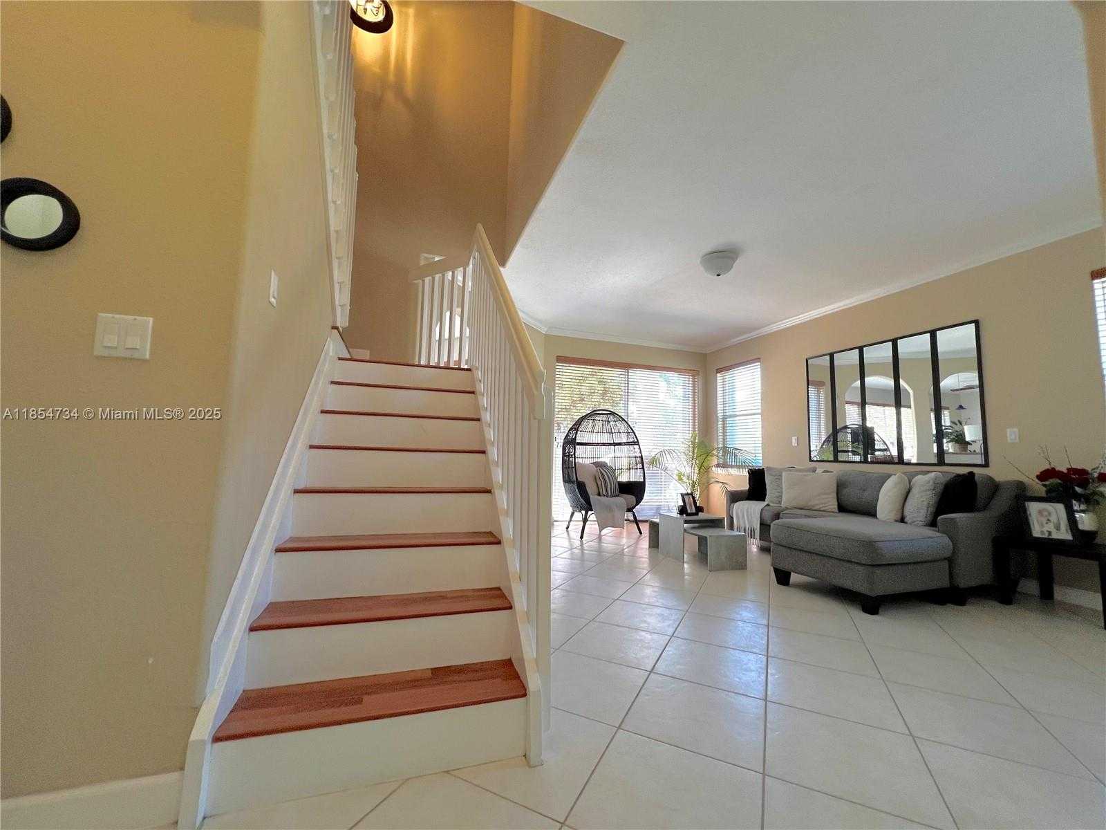 Small Image of 5486 NORTH WEST 112TH PATH #5486, Doral Number 8