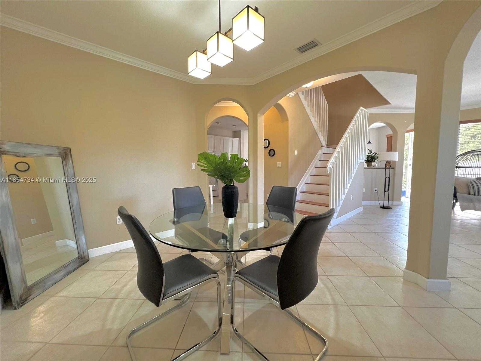 Small Image of 5486 NORTH WEST 112TH PATH #5486, Doral Number 9